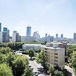 Labo Apartment Zelazna Brama