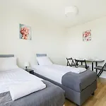 Labo Apartment Zelazna Brama